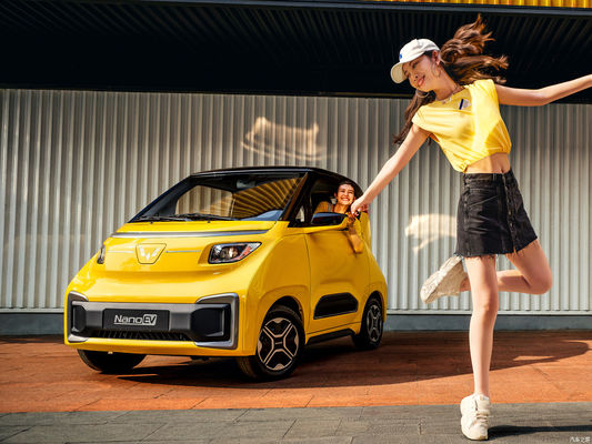 Kentsel Ulaşım için 305KM Wuling Hongguang EV Wuling Nano EV