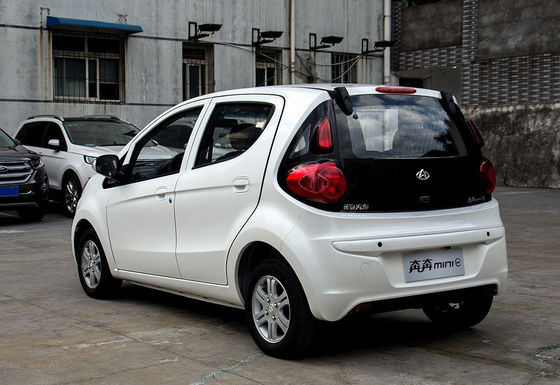 Changan Benben Mini EV Arabaları 2019 Resmi Standart 210-301km 5 Kapı 5 Koltuk
