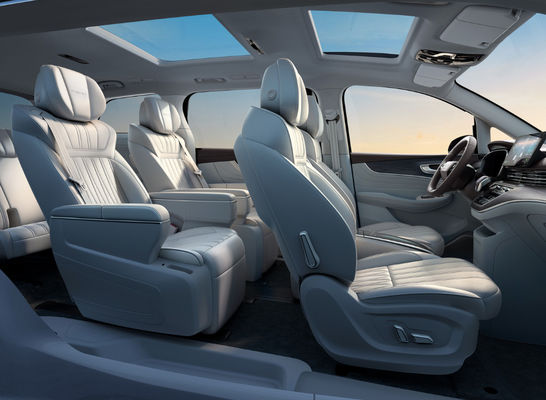 550KM MPV Elektrikli Araba 5 Kapı 7 Koltuk Roewe IMAX8 EV Orta Büyük Boy