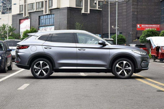 Song PLUS BYD EV Cars Orta Boy Suv Elektrikli Araba 505KM 5 Kapı 5 Koltuk