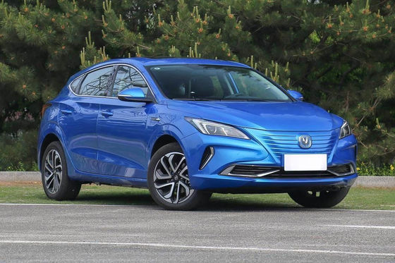 405KM Changan Eado ET Saf Elektrikli Kompakt Sedan Araba Rahat Kabin