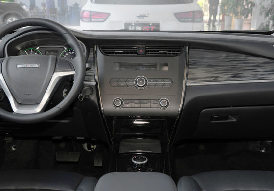 400KM Changan Elektrikli Araba Auchan Kochan MPV 5 Kapı 7 Koltuk