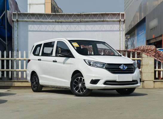Pürüzsüz Sürüş MPV Elektrikli Araba 402KM Changan Auchan A600ev 5 Koltuk