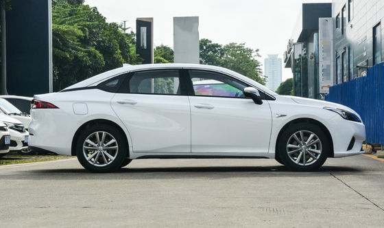 4 Kapı 5 Koltuk AION Elektrikli Araba 410KM-510KM Gac AION S Ev