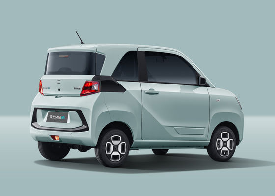 25 Kw Fengguang Mini Ev 120-220KM Mini Araba Boyutu 3 Kapı 4 koltuk
