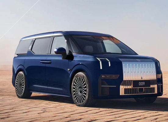 5 Kapı 6 Koltuk Zeekr 009 Elektrikli Minivan Uzun Menzilli 702-822KM