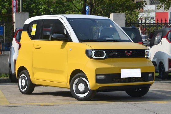 Pure Electric Gm Wuling Mini Ev 120-170KM Kompakt Boyut Kolay Park