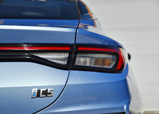IC5 JAC Elektrikli Araba Kompakt Güçlü Elektrik Motoru Çevre Dostu