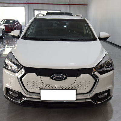 IEV7S JAC Motorları Elektrikli Araçlar JAC Ev Araba 402KM 5 Kapı 5 Koltuk