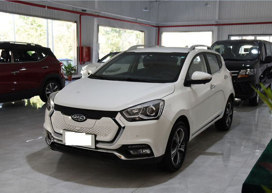 IEV7S JAC Motorları Elektrikli Araçlar JAC Ev Araba 402KM 5 Kapı 5 Koltuk