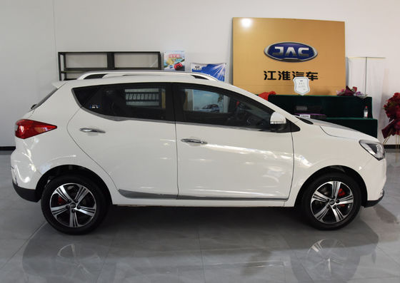 IEV7S JAC Motorları Elektrikli Araçlar JAC Ev Araba 402KM 5 Kapı 5 Koltuk