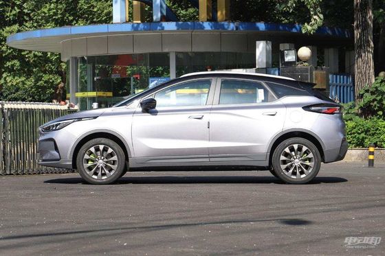 Geometri C Geely Elektrikli Araba Kompakt 400-550KM 5 Kapı 5 Koltuk