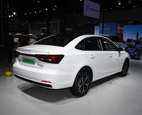 0.5H Hızlı Şarj SAIC Motorlu Elektrikli Araba Roewe I6 MAX EV 502-605KM