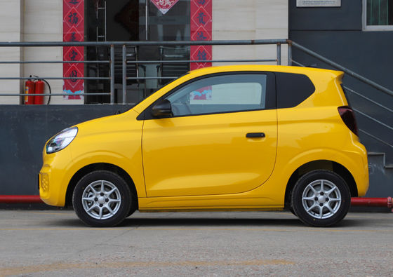 3 Kapı 4 Koltuk SAIC Motorlu Elektrikli Araba SAIC Roewe CLEVER 311KM