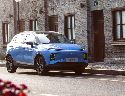 Geometri E Küçük SUV EV Arabaları 320-410KM Lüks Elektrikli Suv 60kw