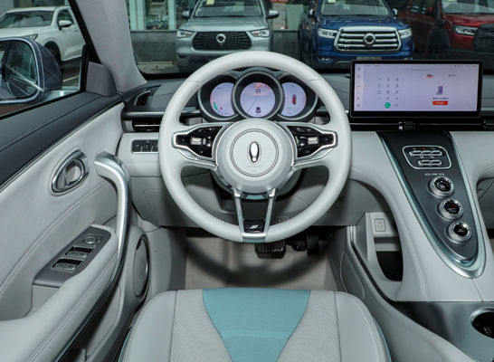 4 Kapı 5 Koltuk ORA Lightning Cat 555-705KM Otomatik Saf Elektrikli Araç