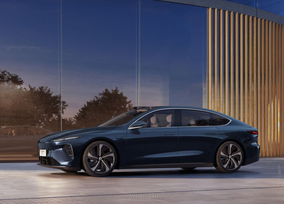 NIO ET7 2022 Yüksek Performanslı Orta Büyük Suv 450-580KM Saf Elektrikli 5 Kapı 7 Koltuk