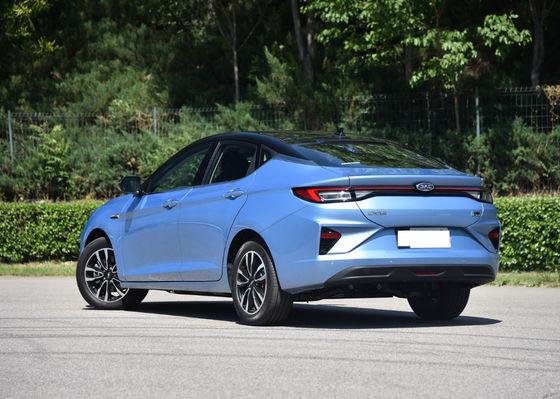 IC5 JAC Elektrikli Araba Kompakt Güçlü Elektrik Motoru Çevre Dostu