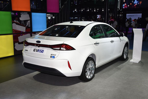 JAC IEVA50 Jianghuai 2020-2021 Oto Elektrikli Araç 350-402KM 4 Kapı 5 Koltuk