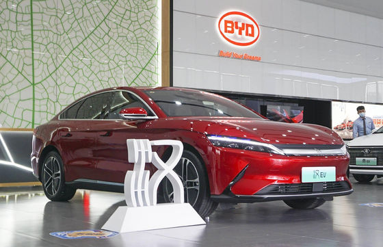 5 Kapı 5 Koltuk BYD Han EV Cars Saf Elektrikli Orta Büyük 610-715KM