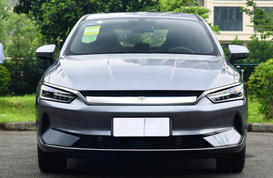 400-600KM Kompakt Byd Qin Plus Ev 4 Kapı 5 Koltuk Yüksek Performans